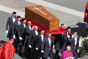 The Coffin Of Pope Francis Leaving St. Peters Basilica - Vatican