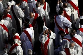 Faithful, Priests and Cardinals arrive for the Funeral of Pope Francis - Vatican