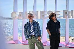 8th Canneseries - A La Poursuite Du Rougail Saucisses Photocall -