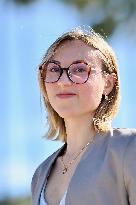 8th Canneseries - Aspergirl Photocall