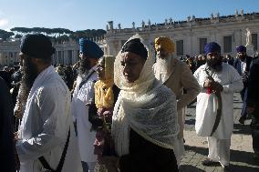 Faithful Faces At The Funeral Of Pope Francis - Vatican