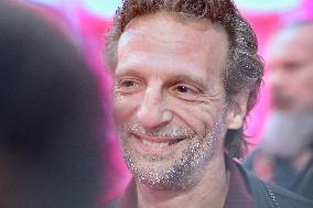 8th Canneseries - Pink Carpet