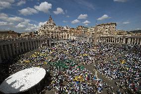 Cardinal Pietro Parolin Leads A Mass In Suffrage For Pope Francis - Vatican