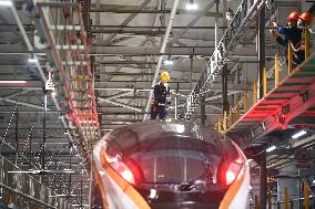 High-speed EMU Train Maintenance in Nanjing