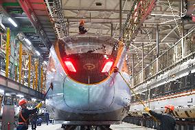 High-speed EMU Train Maintenance in Nanjing