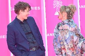 8th Canneseries - Pink Carpet