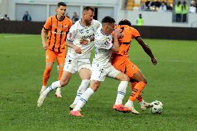 Shakhtar and Dynamo play to 2-2 draw in Lviv