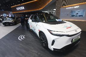 Toyota L4-level Driverless Car 4X Robotaxi