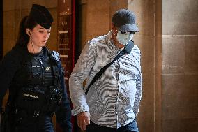 Rue Tronchet theft trial in Paris - FA