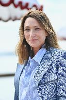 8th Canneseries - Laura Smet At Surface Photocall
