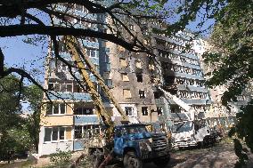 Russian drone hits apartment block in KamianskeRussian drone hits apartment block in Kamianske