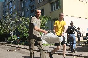 Russian drone hits apartment block in KamianskeRussian drone hits apartment block in Kamianske