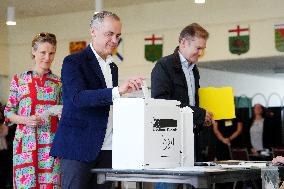 Mark Carney Votes in Ottawa with Wife - Ottawa