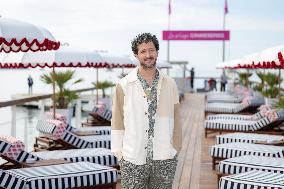 8th Canneseries - Surface Photocall
