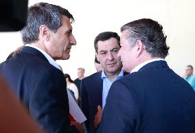 Juanma Moreno Leads Meeting on Andalusian Emergency Blackout - Spain