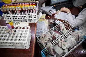 Blood Transfusions for Bandar Abbas Victims - Iran