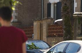 Woman Injured Husband Found Dead Throat Slit - Nantes