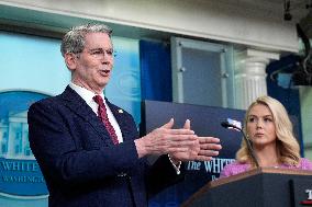 White House press briefing - Washington