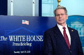 White House press briefing - Washington