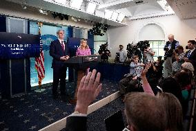 White House press briefing - Washington