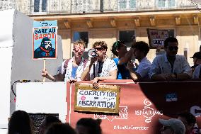 Protest Against Garot Law on Medical Deserts - Paris