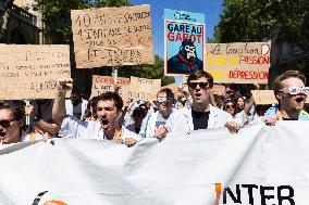 Protest Against Garot Law on Medical Deserts - Paris