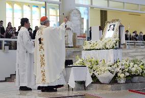 Mass held in Japan to mourn pope
