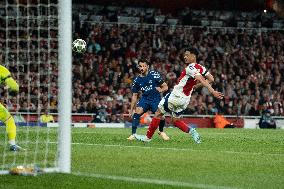 UEFA Champions League - Arsenal v Paris Saint-Germain