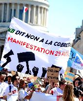 Protest Against Garot Law on Medical Deserts - Paris