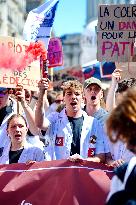 Protest Against Garot Law on Medical Deserts - Paris