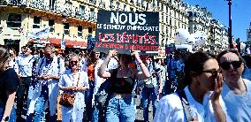 Protest Against Garot Law on Medical Deserts - Paris