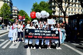 Protest Against Garot Law on Medical Deserts - Paris