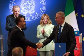 Meloni and Erdogan Hold Joint Press Conference in Rome