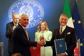 Meloni and Erdogan Hold Joint Press Conference in Rome