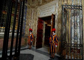 Behind The Scenes Of The Vatican
