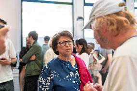 Philippe Katerine Exhibition Opens for Lille3000 Fiesta - Lille
