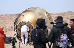 Shenzhou 19 Return Capsule Touches Down On Earth - China