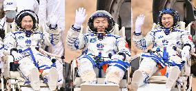 Shenzhou 19 Return Capsule Touches Down On Earth - China
