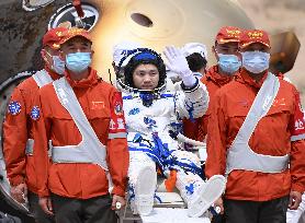 Shenzhou 19 Return Capsule Touches Down On Earth - China