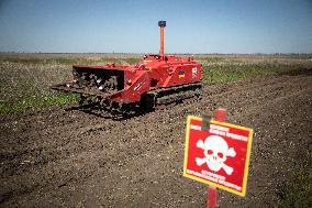 Demining in Mykolaiv region