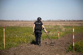Demining in Mykolaiv region