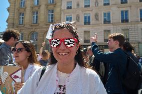 Rally Against the Garot Bill - Paris