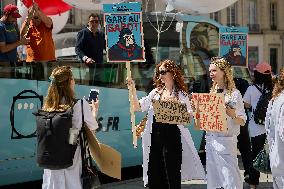 Rally Against the Garot Bill - Paris
