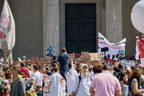 Rally Against the Garot Bill - Paris