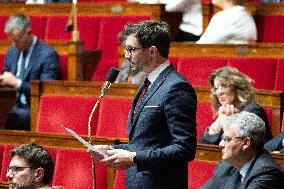 Questions to the government at the National Assembly - Paris RL