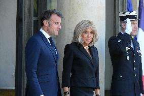 Macron Welcomes Scholz - Paris