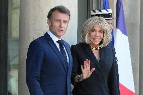 Macron Welcomes Scholz - Paris