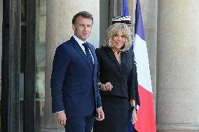 Macron Welcomes Scholz - Paris