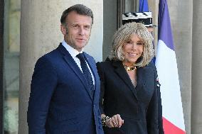 Macron Welcomes Scholz - Paris