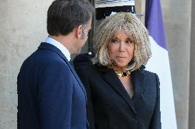 Macron Welcomes Scholz - Paris